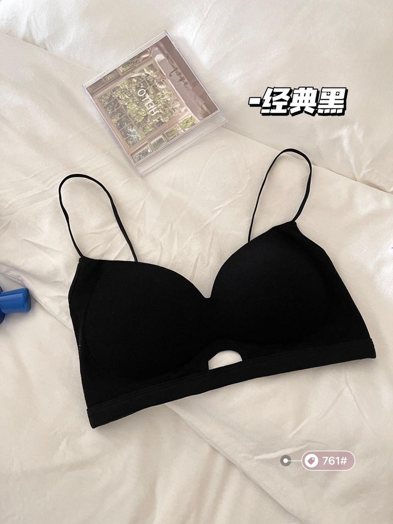 Product Introduction of Seamless Back Underwear for Women with Comfortable Belt, Chest Cushion, Hollow Back Fixed Cup, Sweet Chest Deep V Women's strapless 24