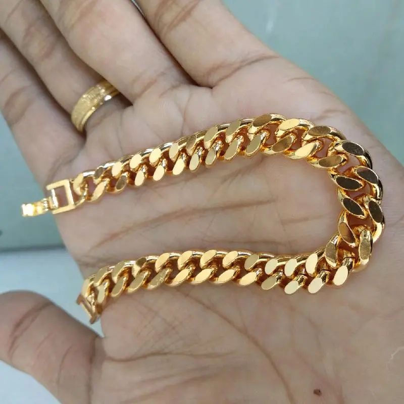 gelang rantai gold jumbo/ gelang rantai titanium/ gelang cantik (bonus cincin cantik) Perhiasan Bracelets 2