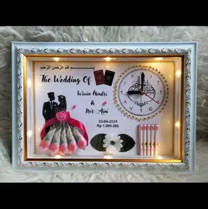 sehari jadi bingkai mahar pernikahan jam foto dan lampu