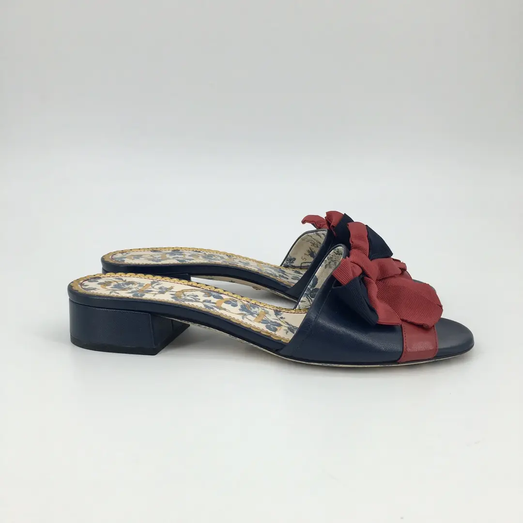 (Preowned) Reu 26247 Gucci - calfskin Sackville Size 36 Bow sandals