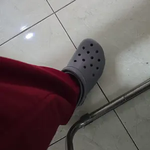 DertA' Sandal Clog Pria Kodok Baim hook sandal cewek Sendal Anak Laki Laki Terbaru Dewasa Casual Sendal Cowok Slop Hitam Beige Puith 30-45