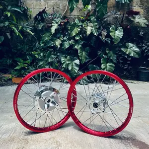 Velk pcx 160/150 ring vrossi ukuran 17x140/140  Motorcycle