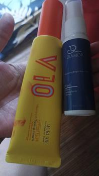 Product Review of MORLAB - PAKET COMBO BRIGHT ( 1 PCS MORLAB V10 VITMANIN TONE UP CREAM + 1 PCS NOURISHING BRIGHT GLOW MIST ) BPOM from s**9 0