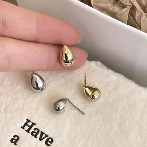 EAR PARTNER-925 Jarum Perak Anting stud tetesan air mata minimalis dengan desain niche, kemewahan ringan dan anting gaya dingin kelas atas, anting jarum perak sterling 925 untuk wanita