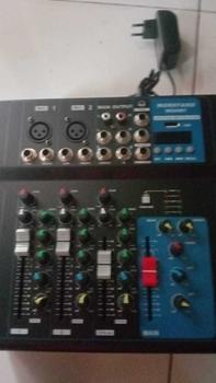 Product Review of Yamaha USB 7 Saluran Console Pencampuran Bunyi dengan Mixer Rekod Bluetooth untuk KTV Stage Amplifier Audio Compact Plug Smartphone Recording Wireless Bass Subwoofer mixer  4 channel from H**. 1