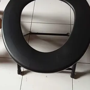 Kursi Toilet Lipat Kursi Toilet Kursi Toilet Praktis Kursi Toilet Untuk Orang Tua atau Ibu Hamil