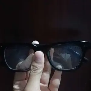 Kacamata Hitam Wanita dan pria Korea Fashion Small Candy Color Square Anti UV400 Plastik Eyewear Sunglasses Lensa Plastik