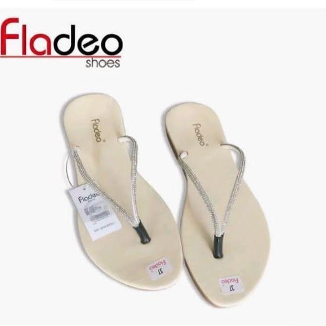 GIRLSTYLE- Sandal Wanita Terbaru /Sandal Japit Terbaru Kekinian Trendy Korea japit otsoul Bahan Premium Coklat 1