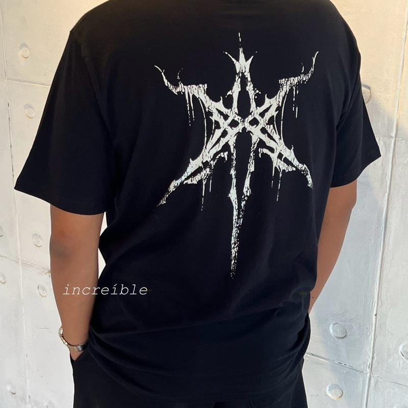 Increíble Kaos Band Bring Me To Horizon Vintage Pria dan Wanita | Baju Tshirt Skena Distro Unisex Sablon BMTH Lengan Pendek Katun Combed Hitam Lembut Reguler Fit | Atasan Oblong Cowok Motif Metal Outfits Keren 6