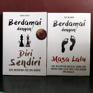 PAKET 2 BUKU SELF IMPROVEMENT / BERDAMAI DENGAN MASA LALU / BERDAMAI DENGAN DIRI SENDIRI / RISALAH DOA Soft Cover