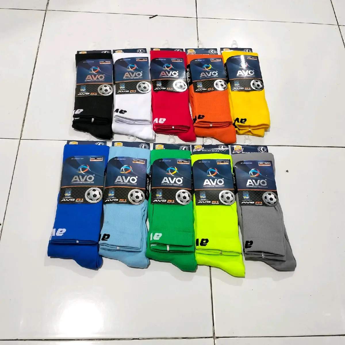 KAOS KAKI AVO SEPAK BOLA DAN FUTSAL TERSEDIA BERBAGAI PILIHAN WARNA Mulai dari Abu dll.
