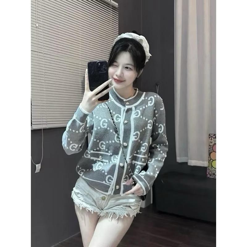 Áo len TAY DÀI và TAY CỘC cổ tròn gài nút hoạ tiết chữ G áo kiểu nữ đẹp BIGSIZE dài 58cm