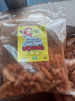 Product Review of Paket Gurilem & Kerupuk Mangkok Pedas isi 500 gram Food Snacks from 2**r 0