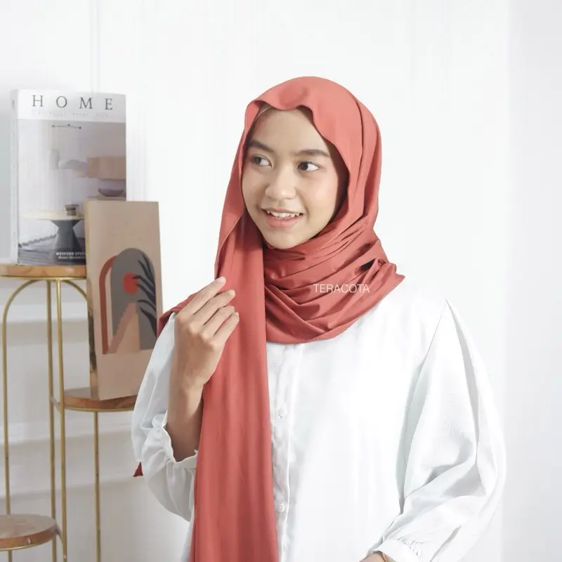 P. Kaos Teracota (Bata Tua)