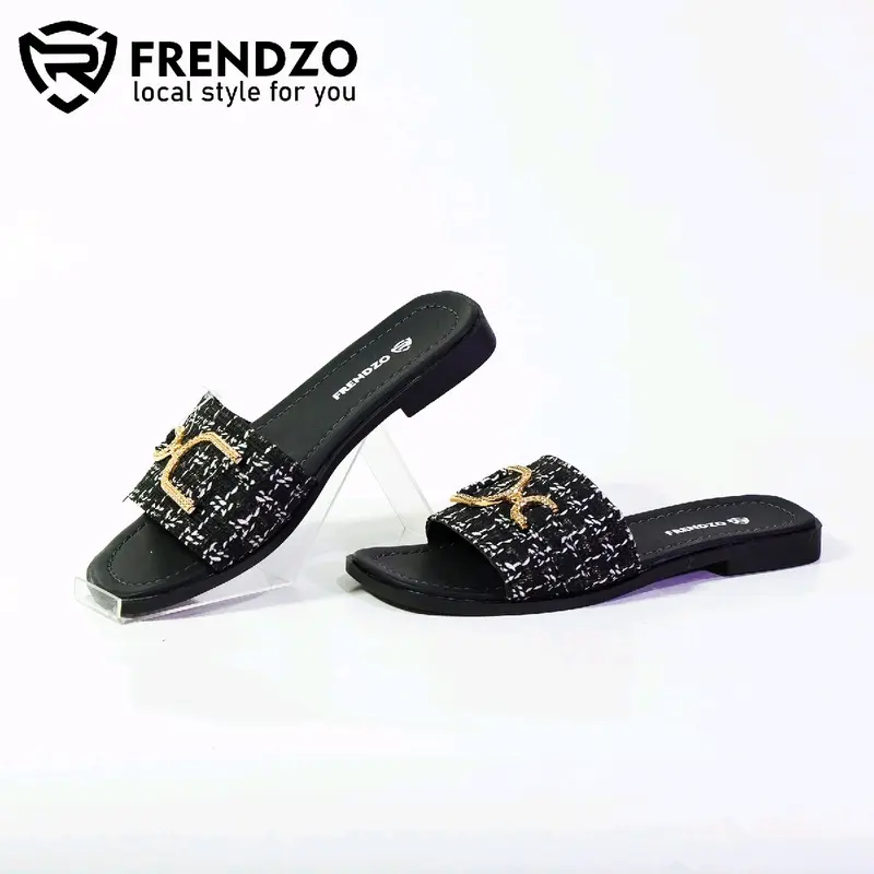 FRENDZO Sandal platform wanita teplek slip on motif rajut Trendy Hitam Selop Cewek Sendal 4