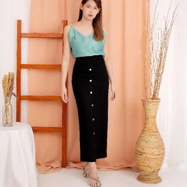 Syafiqa - Ariana Rok span rajut Wanita / Rok span rajut polos kancing  / Bawahan wanita / Korean style