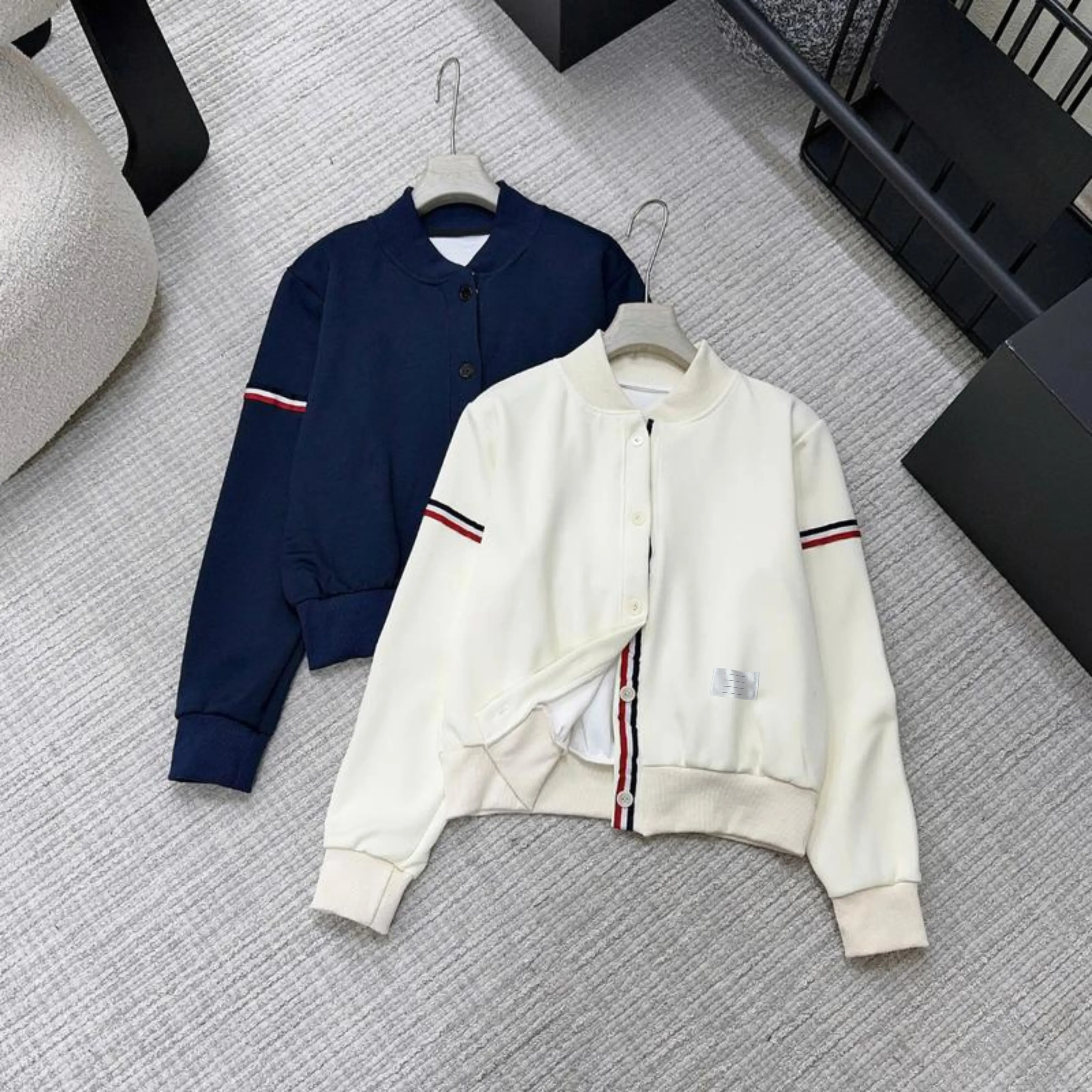 [XẢ KHO - NỈ 2 DA CHUẨN] Áo Khoác Bomber Phối Viền Nổ Đính Cúc ,Áo Khoác Nữ Kẻ Sọc Hottrend  – BY BOOM STORE | BigBuy360 - bigbuy360.vn