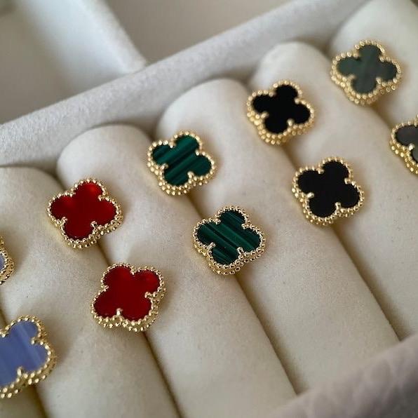  Khuyên tai 4 lá titan 24k cao cấp không gỉ 