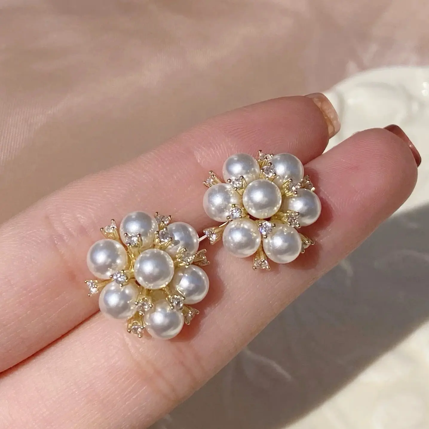 Blooming Garden Design Akoya Seawater Pearl Earrings (3.5-4mm, Total 13.5mm) – 925 Sterling Silver Spring/Summer Must-Have