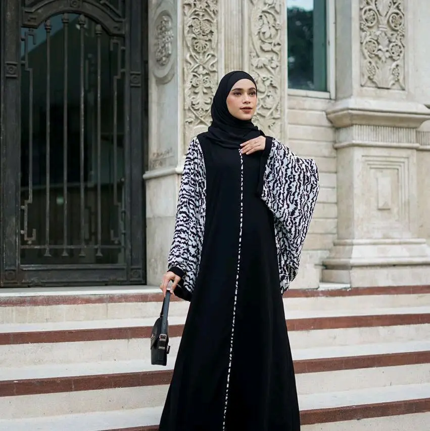 Abaya Zahira semi Kaftan Abaya Hitam Kombinasi motif Abaya Umroh Wanita Muslim