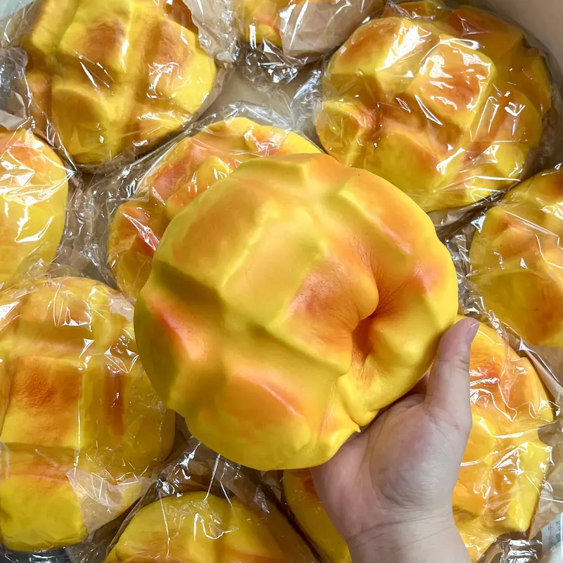 Đồ Chơi Squishy, Cỡ Lớn, Phục Hồi Chậm, Hình Búi Tóc Dứa, Được Làm Bằng Chất Liệu PU, Mềm Mại Và Dính, Thích Hợp Để Giảm Căng Thẳng 1