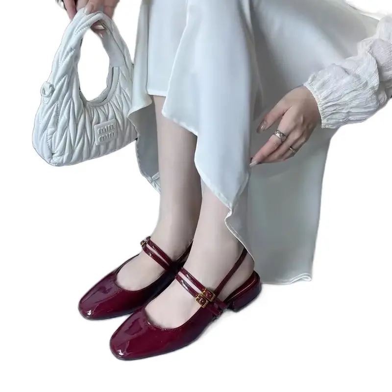 Sepatu Wanita DOOBY Mary Jane Gesper Dua 3 cm Sintetis Tinggi Elegan Glossy Mudah Dibersihkan shoes coquette Heels Selempang New 1