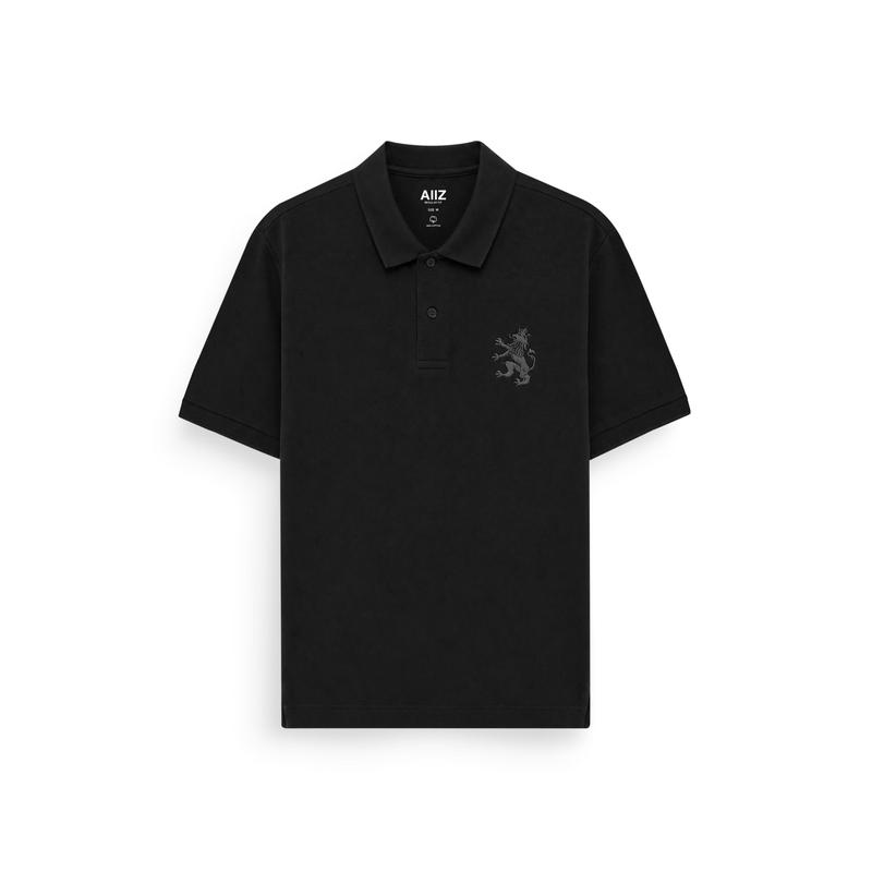 AIIZ (เอ ทู แซด) AIIZ Áo polo nam vải piqué với logo con sư tử AIIZ Áo polo piqué họa tiết sư tử dành cho nam,thông thường,maroon,áo polo,đơn giản hiện đại,đỏ và tím,thời trang thể thao,đen và xanh lá,đẹp,đen vàng,tay_nam,ư,đồ,ấm no - be,áo polo nam basic