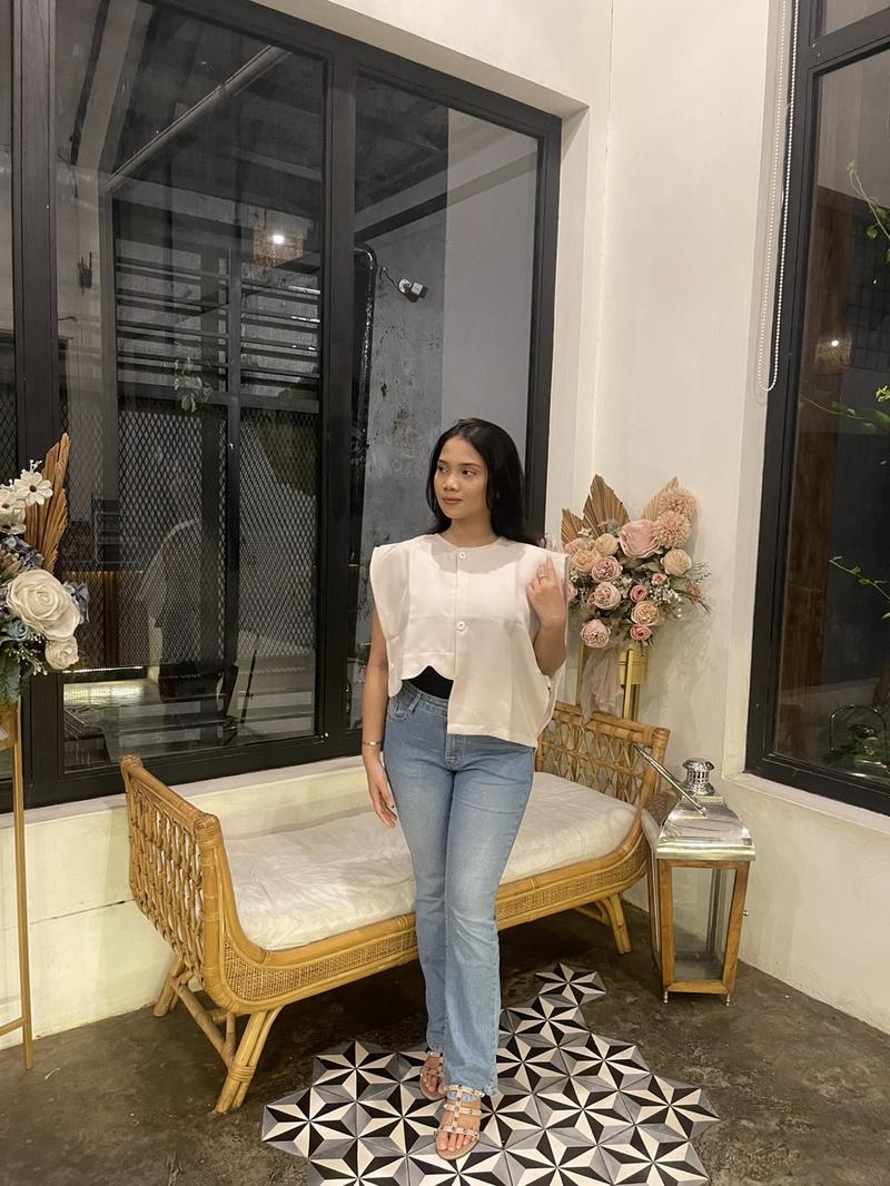 Product Introduction of Domi Vest Wanita Premium Atasan Rompi Polos High Quality 23