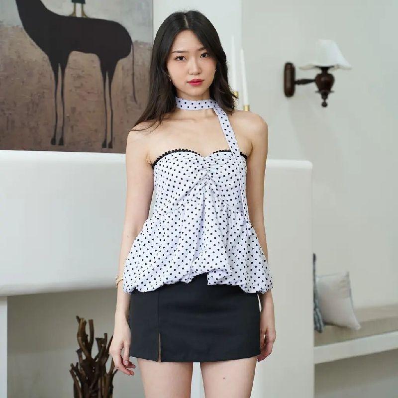 Baloney Top Nomi Polkadot Tube Top Feminine Motif Polkadot Karet Smock Elastis Renda Tali Pita Terpisah Warna Hitam Putih