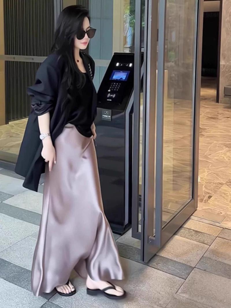 Product Introduction of Shenel Rok Satin Maxi Premium Satin Long Skirt 6889 Rok Satin Panjang Rok Duyung Satin Rok Kekinian Bawahan Muslimah Trendy Hijab silk outfit z 1
