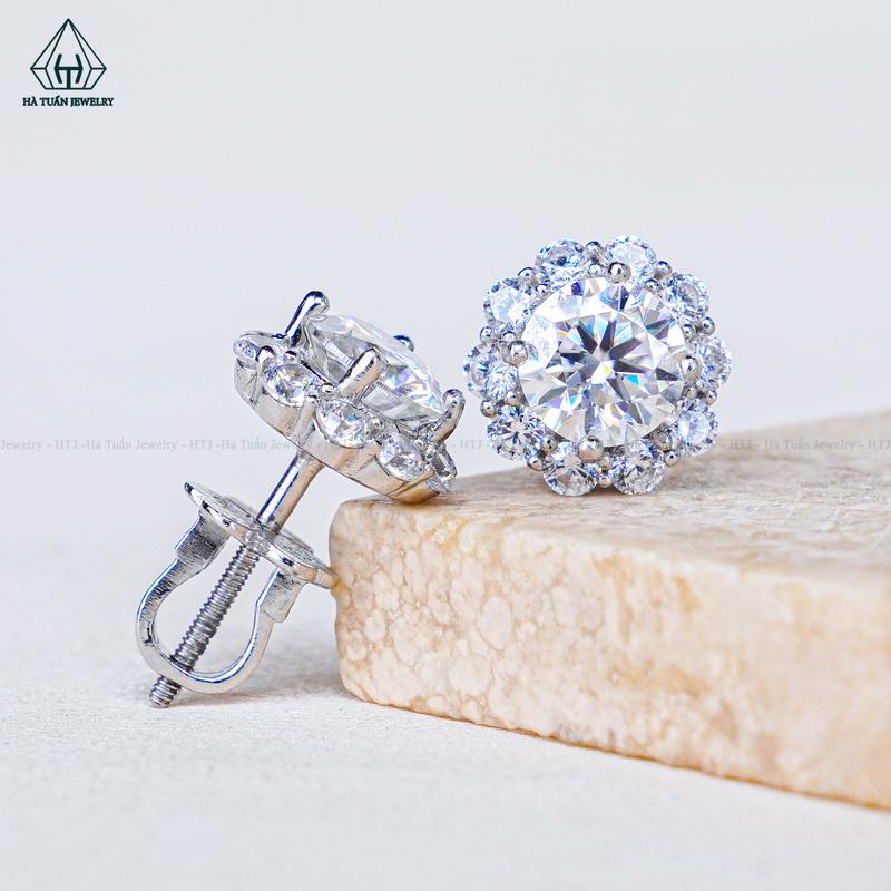   Hà Tuấn Jewelry  Bông Tai Bạc 925 Xi Kim Viên Chủ Đá Moissanite 6mm EX128 