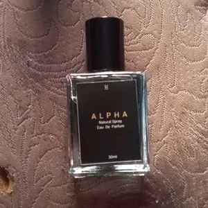Parfum Pria Wangi Tahan Lama 24 Jam Alpha Sigma Eau De Perfume Cowok 30 ML Aroma Disukai Wanita