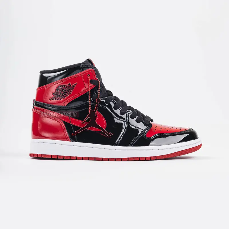 AIR JORDAN 1 HIGH PATENT BRED 4