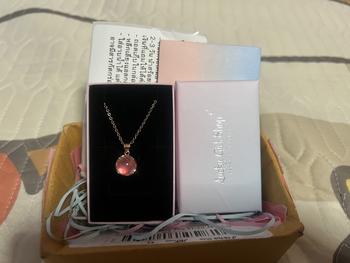 Product Review of สร้อยเงินแท้สีโรสโกลว์ รุ่น Pink Moonstone แถมกล่อง+ผ้าเช็ดสร้อยเงิน from ** P**n ** 0