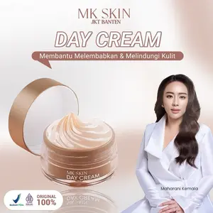 [READY] MK SKIN DAY CREAM SPF45 PA+++ CERAMIDE, NIACINAMIDE, TREHALOSE, VITAMIN C, ALMOND OIL MEMBANTU MENCERAHKAN, MELEMBABKAN, MENYAMARKAN NODA HITAM, MELINDUNGI KULIT DARI SINAR MATAHARI, BISA DIPAKAI SEBAGAI BASE MAKEUP 12G