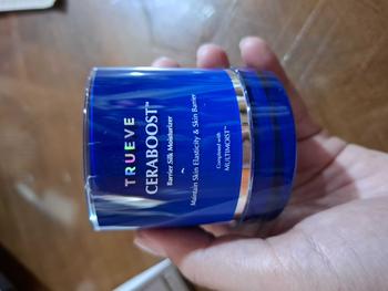 Product Review of TRUEVE Ceraboost Silk Moisturizer Gel 30gr - Moisturizer Gel Pelembab Wajah Pagi Malam, Memperbaiki Skin Barrier Rusak Iritasi, Cocok untuk Semua Jenis Kulit (Blue Tansy + Ceramide) from D**a 1