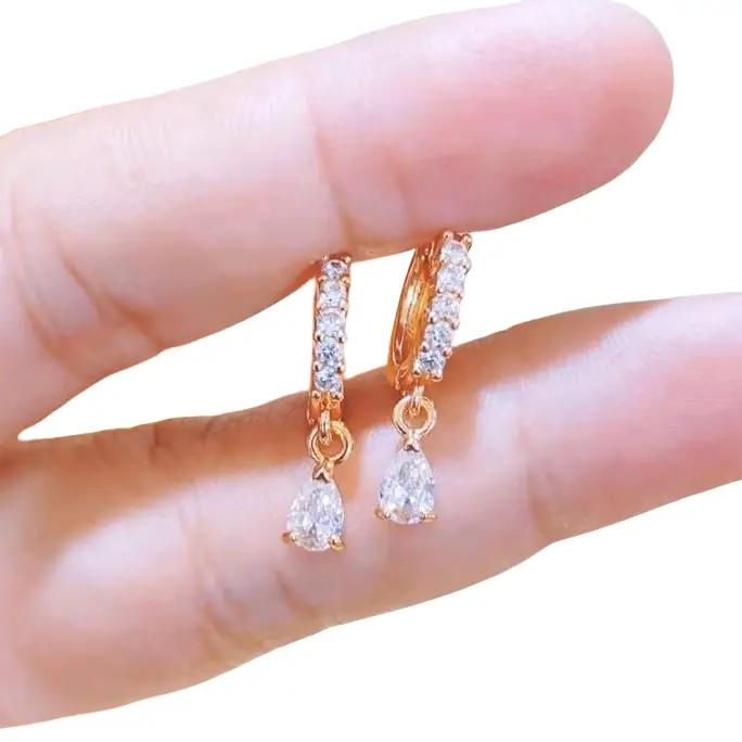 Anting clip titanium gold motif terbaru motif baris satu gandul mata perhiasan wanita anti karat dan luntur 0
