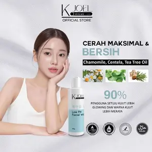 KJOEL Low pH Facial Wash mengandung Ekstrak Chamomile dan Ekstrak Centella Asiatica yang dapat membersihkan dan melembabkan