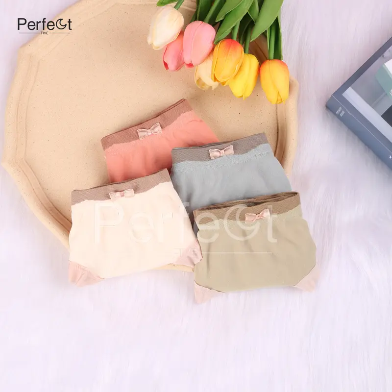 Perfect Five [set kotak 4pcs] AB Celana dalam Wanita antibakteri graphene wanita Pakaian Dalam Renda CD Set Seamless Katun Pendek 1