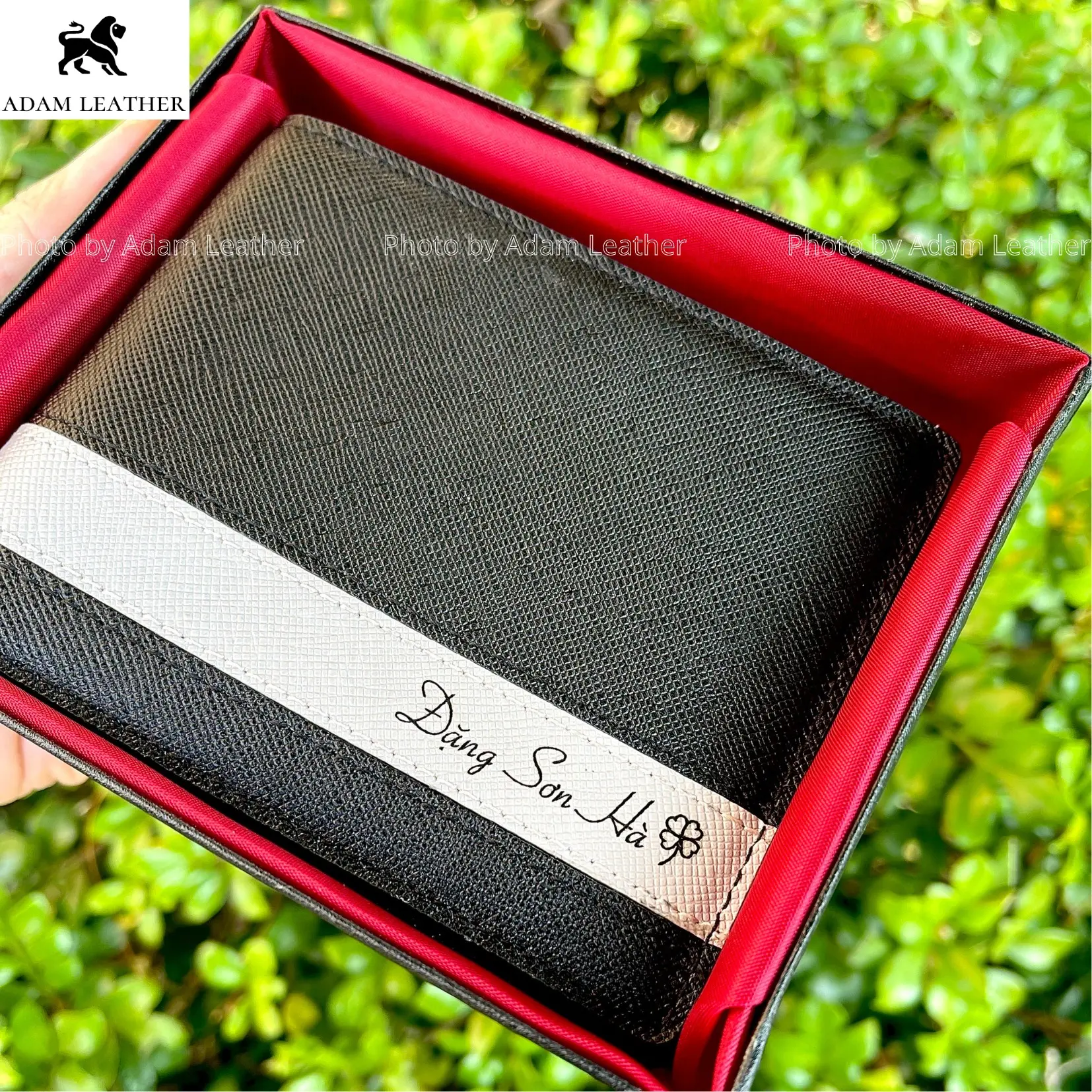 [DA CAO CẤP ] Ví nam khắc tên theo yêu cầu, da nhập khẩu, có khoá kéo A dam Leather - tặng kèm hộp nơ, túi, thiệp thích hợp làm quà tặng bạn trai, chồng, bố v í vínam Kem Wallet Đồng Chữ Nhật