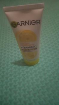 Product Review of Pembersih Wajah Terbaik 100ml Besar - Facial Muka from N**l H**i 0