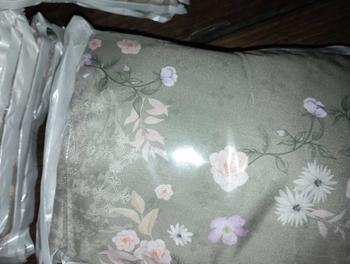 Product Review of Hijab Segiempat Motif Syari Mudymudy from H**E 0