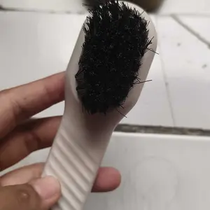 Sikat Sepatu Multifungsi Dengan Lubang Detergen Bulu Lembut