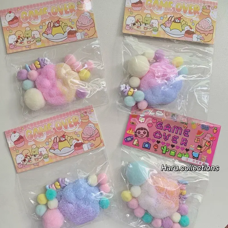 H.Cat Paw Plush [GO]