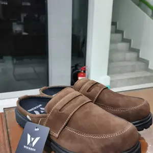 WICKSON SLOPPER Sepatu Sandal Selop kulit Bustong Pria Original Bahan Suede Tebal & Karet Empuk Anti Selip Size 39-43 Shoes Sendal
