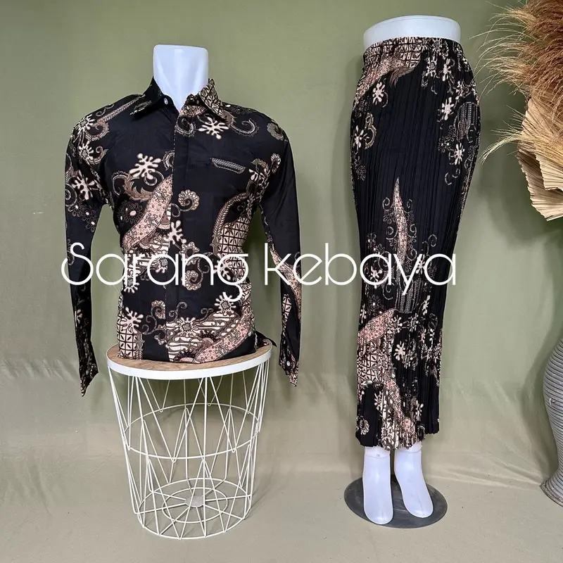 SARANG KEBAYA  / BATIK COUPLE/KEMEJA BATIK COUPLE/BATIK COUPLE LENGAN PANJANG/ROK PLISKET COUPLE / KEMEJA BATIK COUPLE ROK PLISKET Kondangan Lembut Pesta Mewah Tebal Seragam Baju Wisuda Keluarga batik  couple pasangan 4