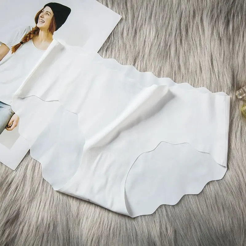 Celana dalam wanita seamless/CD anti jiplak / bahan adem Lembut 4