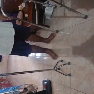 Tongkat Kaki 4 Alat Bantu Jalan Lansia - Cidera - Kaki Pincang - Jalan Orang Tua
