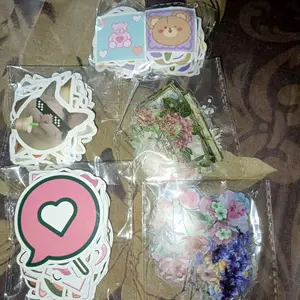 Lucu 50PCS Paket emotikon kucing DIY Stiker Tahan Air Cocok untuk Helm/Koper/Botol/Laptop/Buku Harian/Buku/Cangkang Ponsel/Skateboard/Kulkas/motor/Bumper/Tempat Pensil
