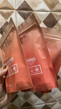 Product Review of R2SKIN Sabun Gluta Brigthening Skin 7x Mencerahkan Kulit - 4 PCS - Memutihkan Sabun Pencerah Kulit Aman Busui dan Bumil - Soap - Mandi Tubuh from L**a ** 0